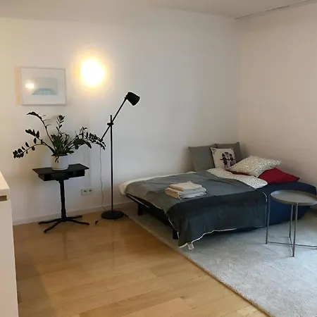 V Eurovea S Uzasnym Vyhladom Na Dunaj Bratislava