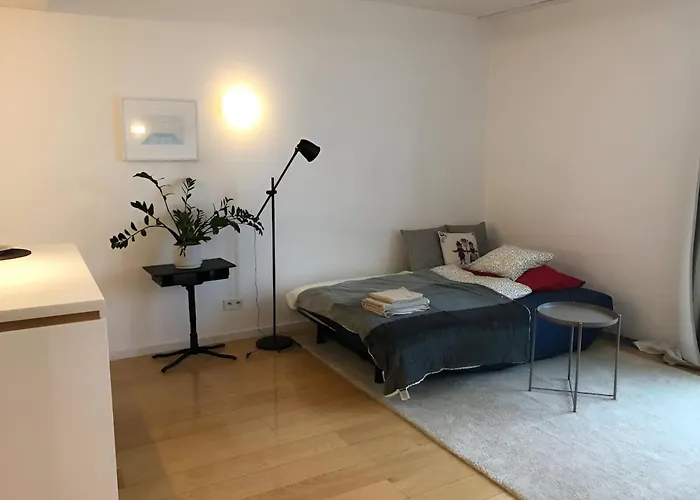 V Eurovea S Uzasnym Vyhladom Na Dunaj 브라티슬라바