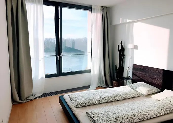 V Eurovea S Uzasnym Vyhladom Na Dunaj Apartmán Bratislava